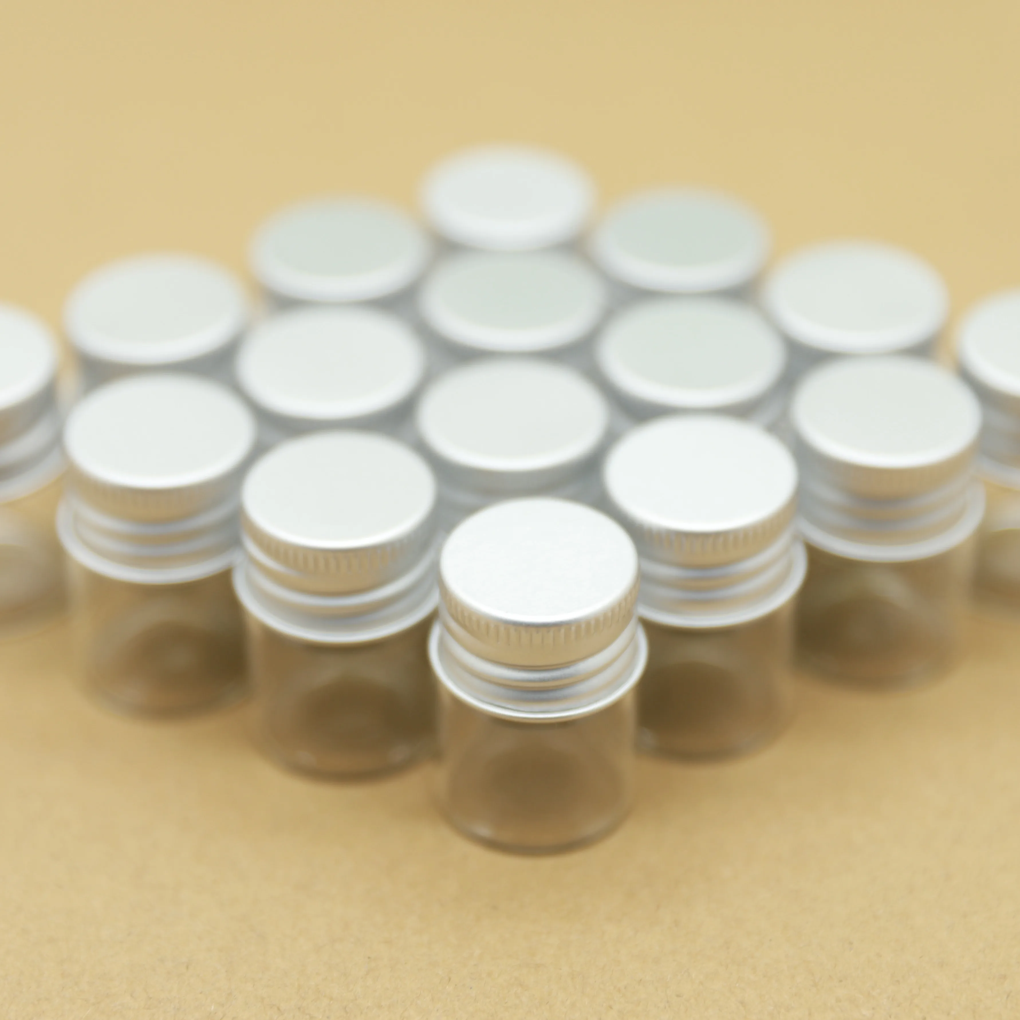 50pcs/lot 22*30mm 5ml Tiny Glass Bottles storage bottles & jar Glass Small Jars Vials Mini Containers DECORATIVE Bottles