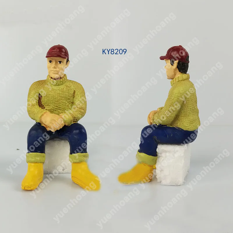 1PCS 1:25 Ratio High Imitation Durable Resin Simulated Captain Sailor Doll Figure for RC Model Fishing Scale Boat Working Ship