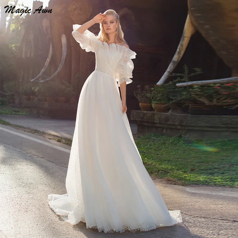 Magic Awn Off The Shoulder Boho Wedding Dresses 2021 Half Sleeves Polka Dots Tulle Beach A-Line Wedding Party Gowns Vestidos