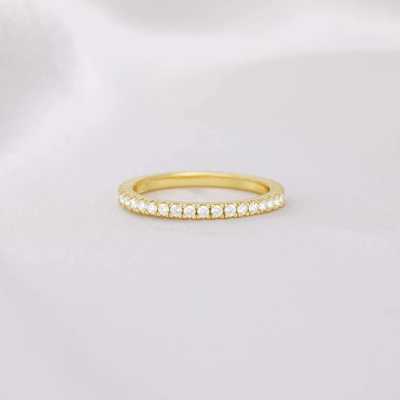 TIGRADE 2mm 925 Sterling Silber Ring für Damen, Vollbesetzter Ewigkeitsring mit Kubischem Zirkonia, Stapelbarer Verlobungsring – Detail 10