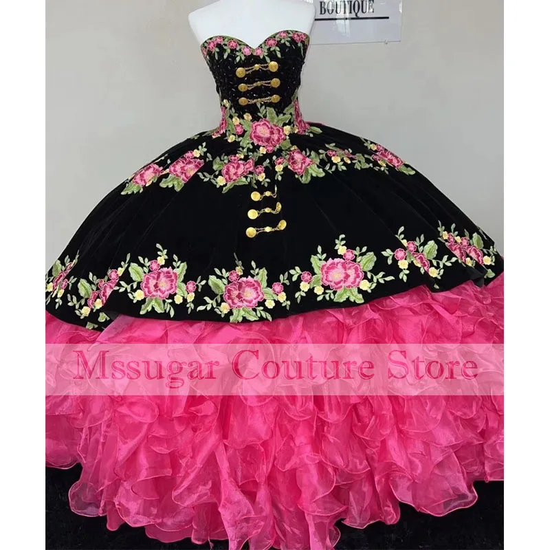 Amazing Quinceanera Dresses Strapless Bow Appliques Celebrity Dress Sweet 16 Vestidos De 15 Anos 2021