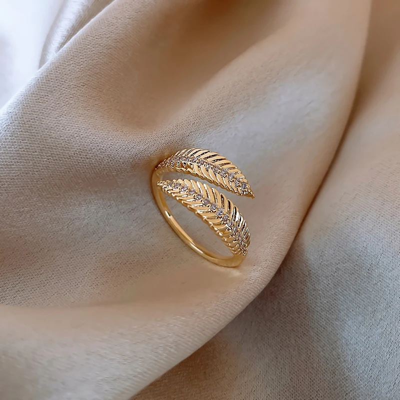 Korea New Fashion Jewelry Exquisite Copper Inlaid Zircon Feather Leaf Ring Elegant Women's Daily Work Opening Adjustable Ring