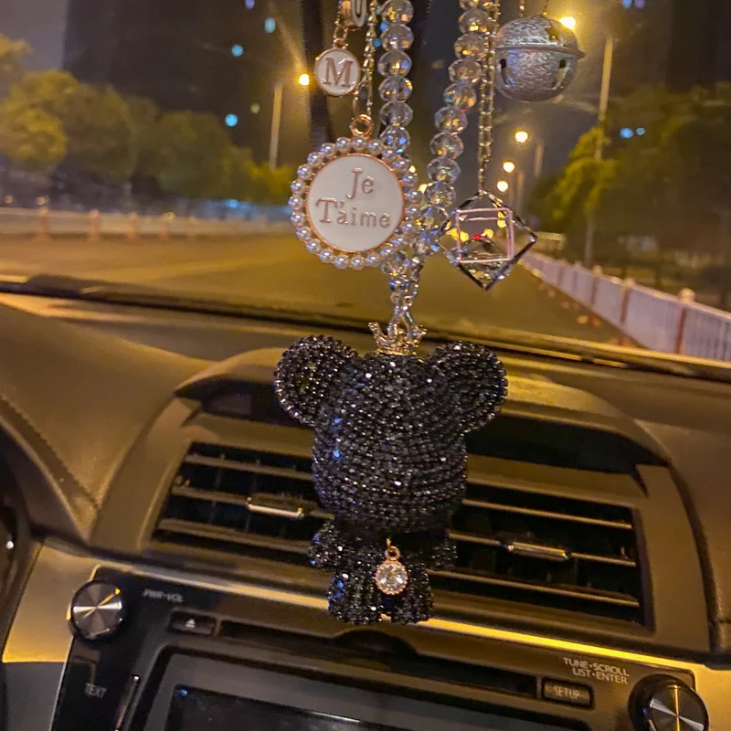 Fashion Bead Crystal Cartoon Bear Small Bell Car Pendant Diamond Hanging Ornaments Rhinestone Tassels Car Mirror Decoration