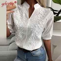 Camicetta di pizzo scollo a V scollo a V solido Chic motivi floreali decorazione ricamata camicia da donna Casual top a mezza manica in cotone a sbuffo