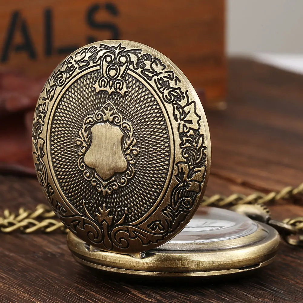 Roman Numerals Display Dial Exquisite Black/Silver/Bronze/Gold Quartz Pocket Watches Men Retro Pendant Clock with Pocket Chain