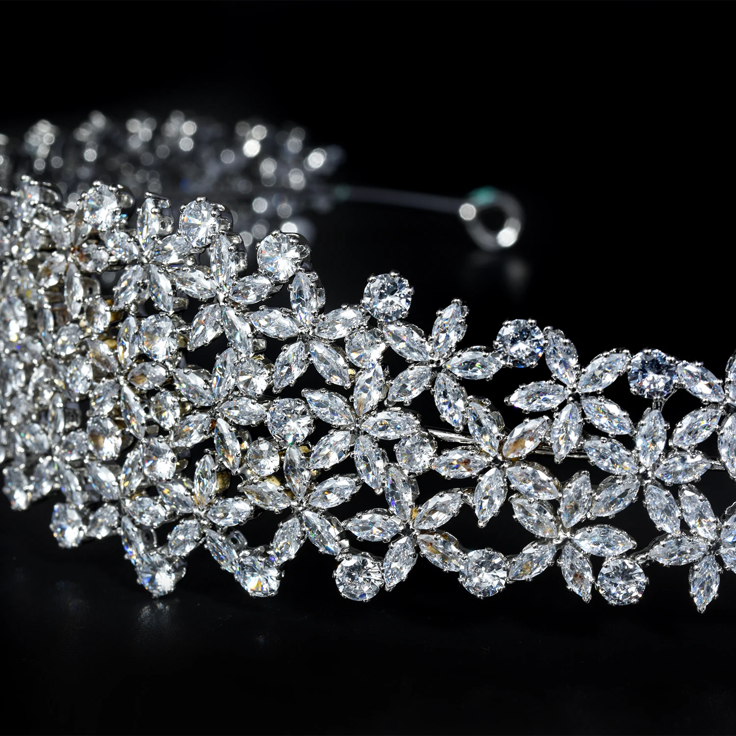 YCDZSWWL Luxury Bride Headbands Jewelry Wedding Hair Accessories Diadem Headpieces for Birthday/Banquet/Dancing
