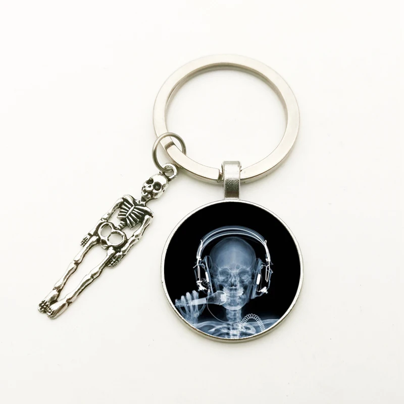 Fashion Creative Vintage Skeleton Pendant Key Chain X-ray Film Glass Convex Round Key Ring Cute Key Chain Handmade DIY Bag Charm