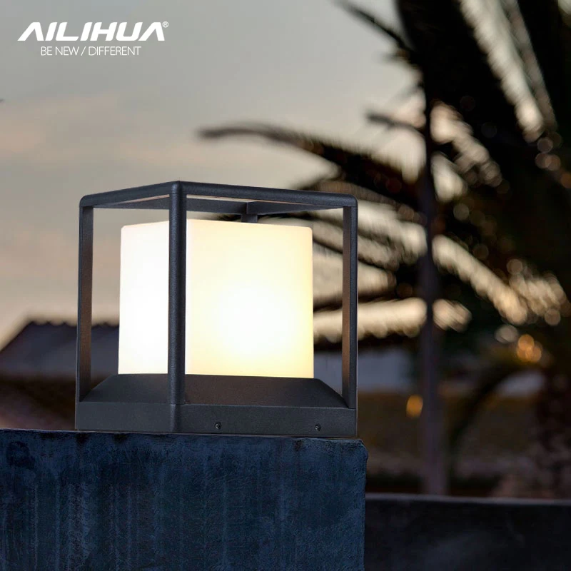 

Outdoor waterproof column head lamp courtyard column lamp villa garden fence lamp connected to switch column lamp gate lamp