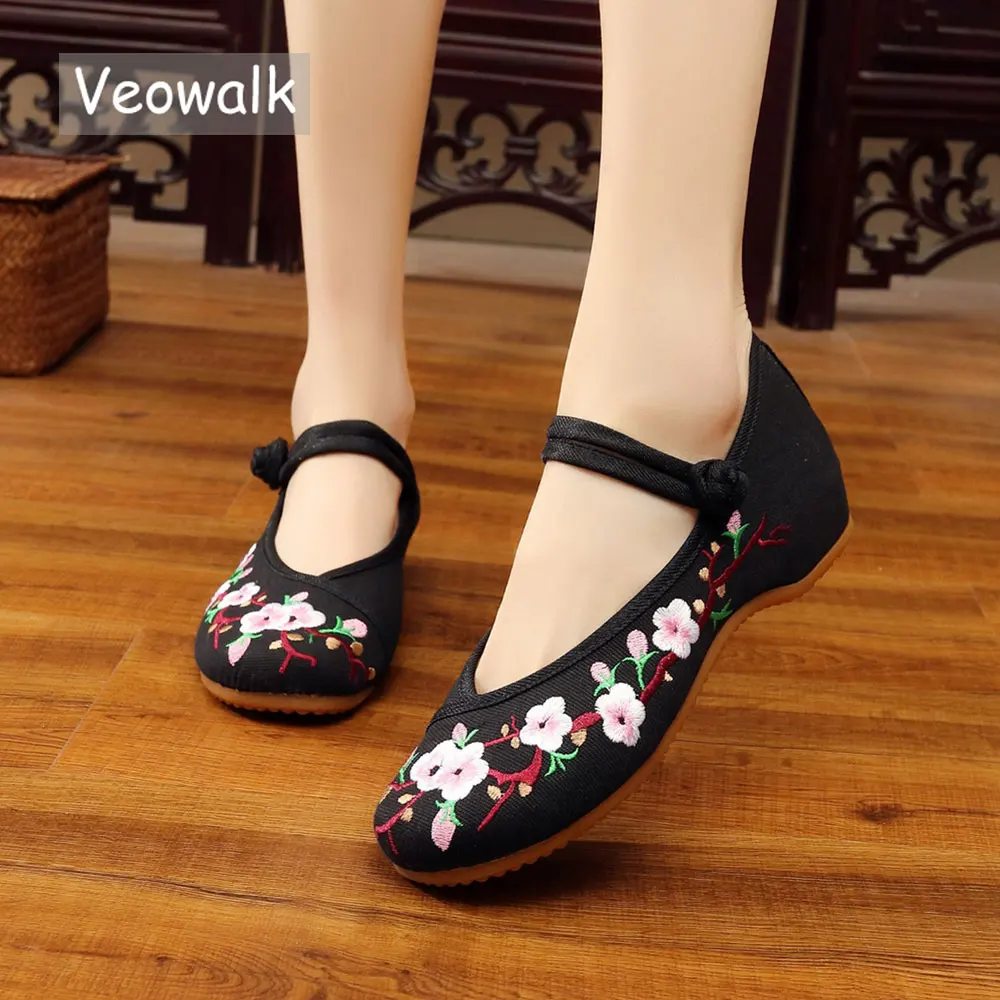 Veowalk Plum Flowers Embroidered Women\'s Canvas Ballets Flats Low Top Comfortable Fabric Casual Mary Janes Shoes for Ladies