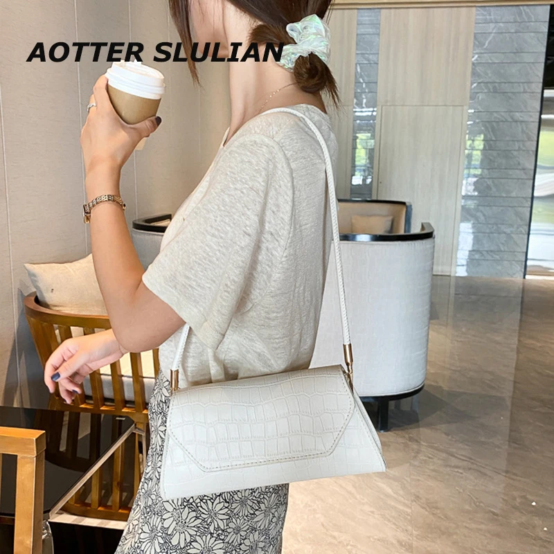 Ladies Crocodile Leather Bag French Brand Fashion Pack Daily Thin Shoulder Pouch Underarm Bags Trendy Girls White Small Handbag