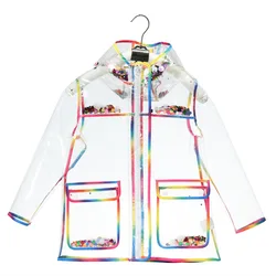 Impermeabile per bambini con bordo colorato arcobaleno trasparente impermeabile in TPU per bambini giacca antivento per bambini con cappuccio Poncho per ragazze