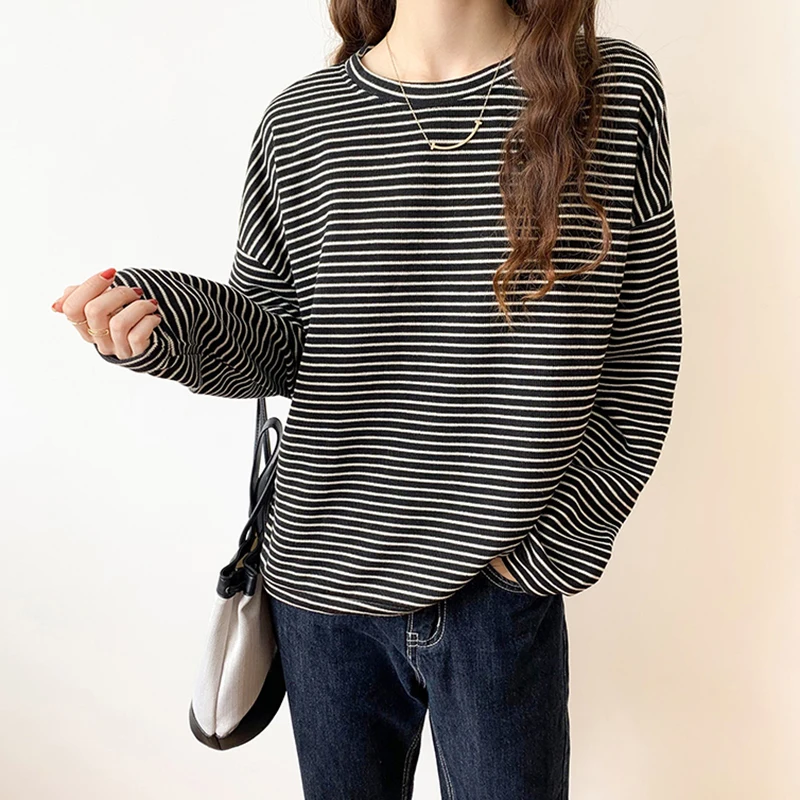 

2022 New Autumn Tshirt Female Loose Stirped Korean Style Long Sleeve Top T-shirt Casual O-neck All-mach Casual Tee Shirts Woman