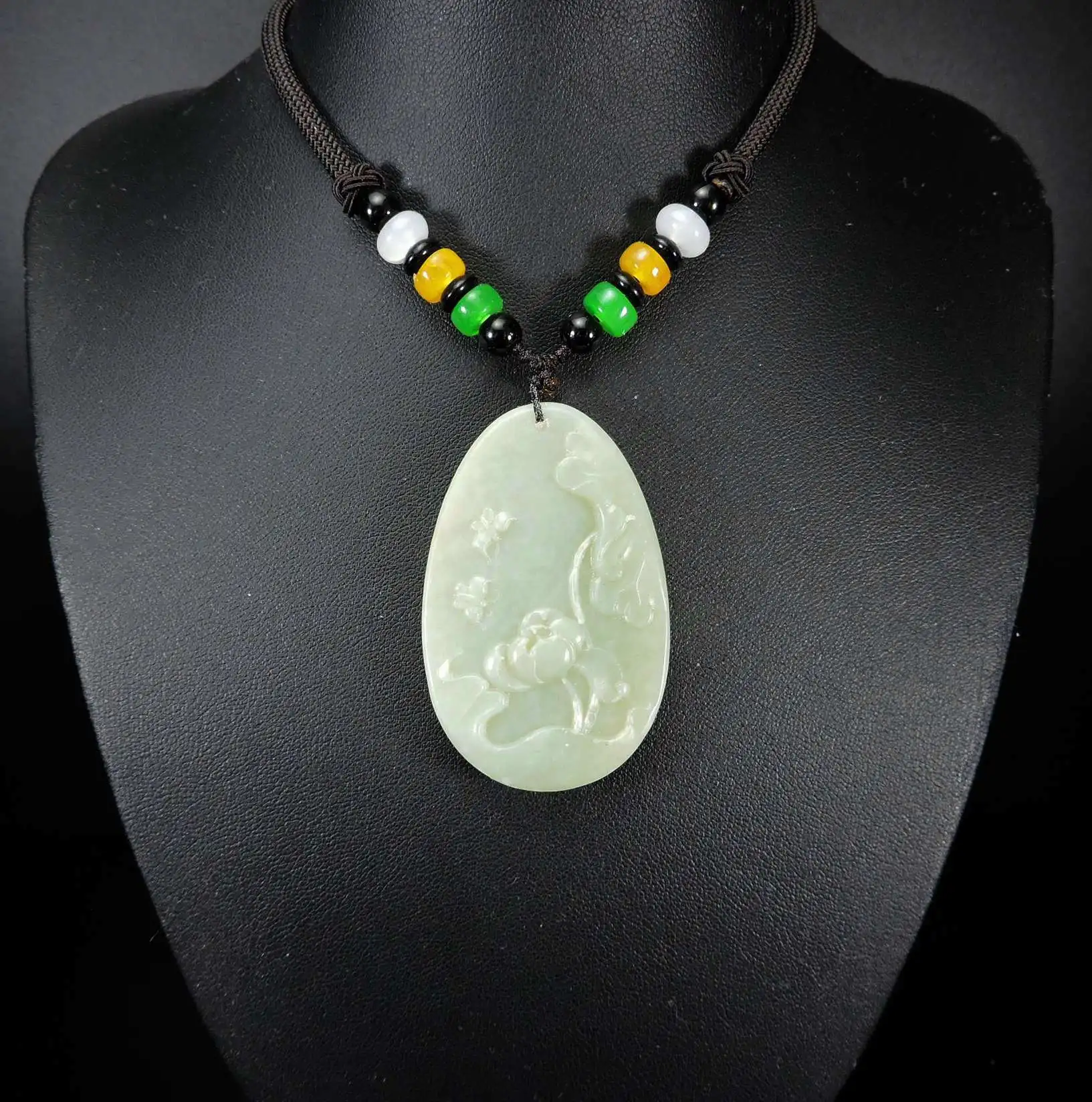 Collier en Jade Hetian certifié, pendentif sculpté à la main en forme de papillon et de fleur de Lotus, cadeau sans traitement, 161f