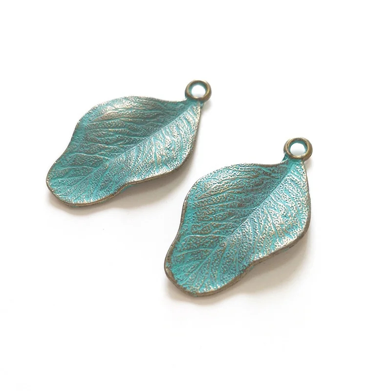 2021 NEW 10pcs 35*20MM New Retro Patina Plated Zinc Alloy Green Leaf Charms Pendants for DIY Jewelry Accessories