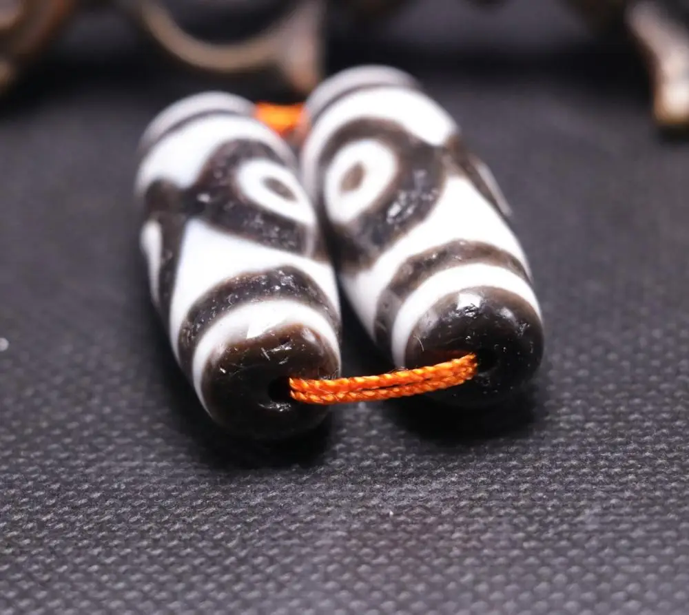 A Pair Power Tibetan Old Agate Tiger Tooth 3 Eye dZi Bead Amulet Totem Pendant A LKbrother Sauces Top Quality