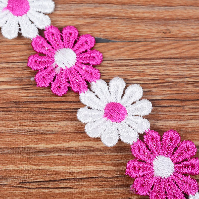 1Yard Colorful Embroidered Lace Fabric Daisy Flower Lace Trim Knitting Wedding Patchwork Ribbon Sewing Clothing Accessories 25mm