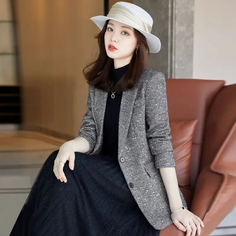 High Sense Of Small Suit Jacket Spring Autumn All-match Women Blazer 2021 Office Lady Short Blazers Coat Single Button 4XL Y791