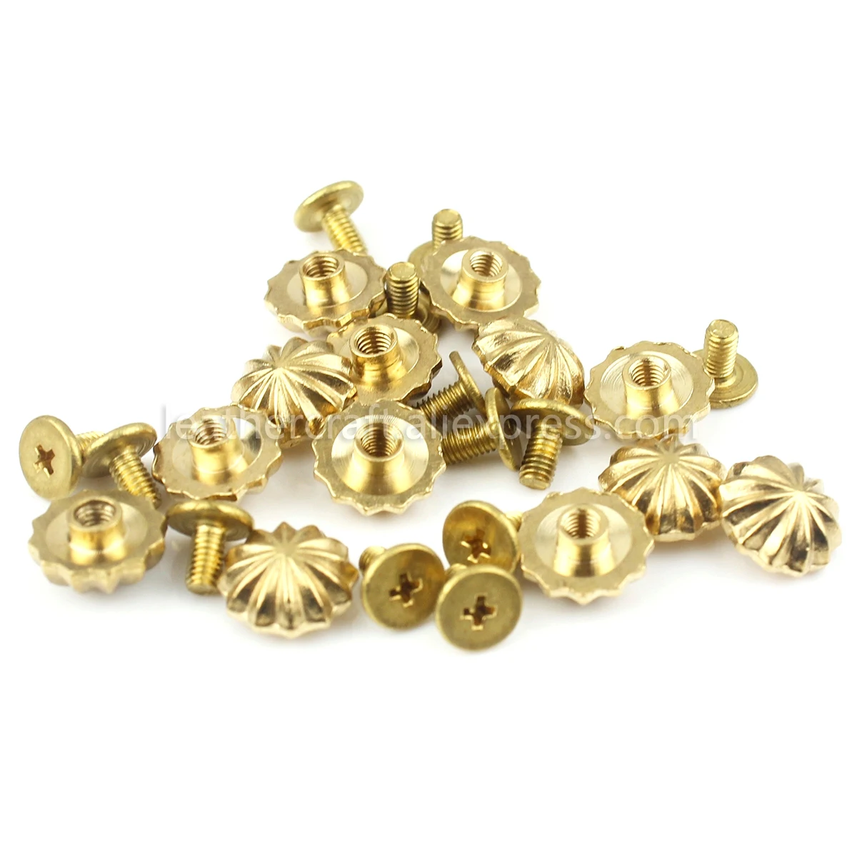 10 pcs in ottone Massiccio vite crisantemo posteriore rivetti studs sacchetto di abbigliamento di Moda di Lusso cinturino in pelle craft decor