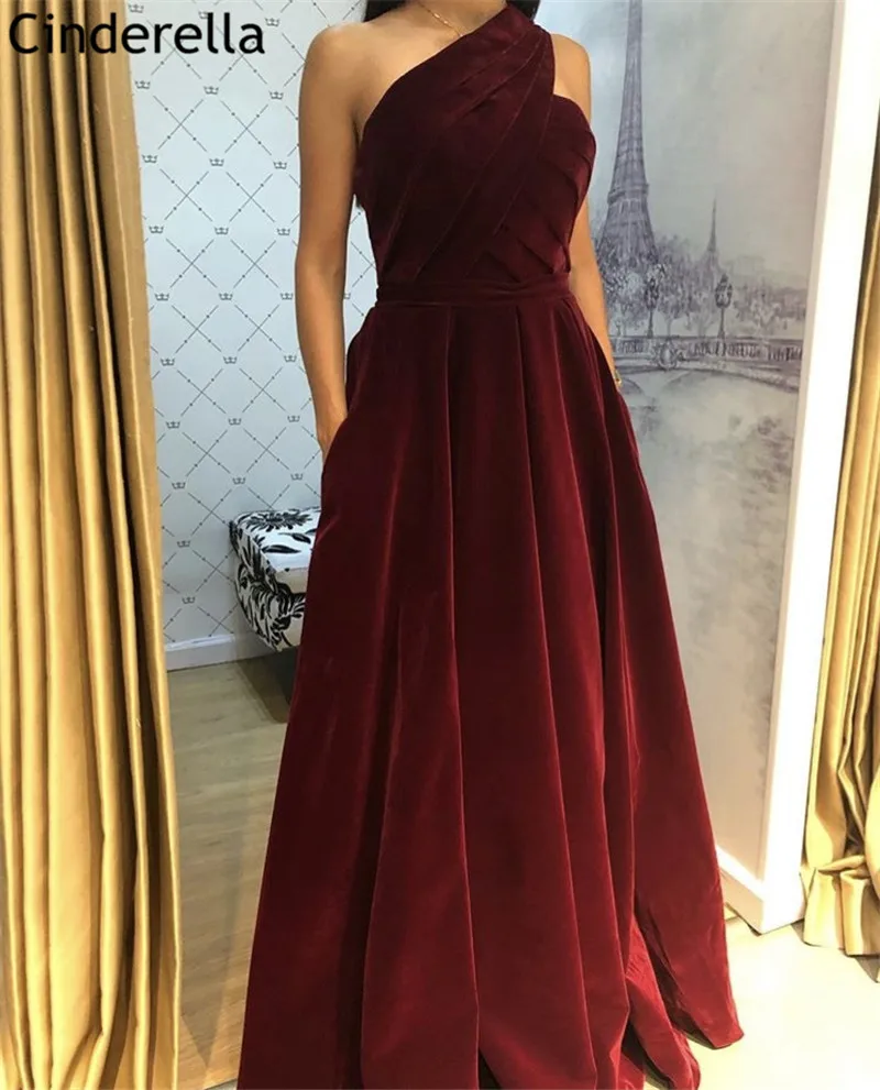 Burgundy Prom Dresses Velvet One Shoulder Sweep Train A-Line Velour Prom Dresses With Zipper Back vestidos de fiesta de noche