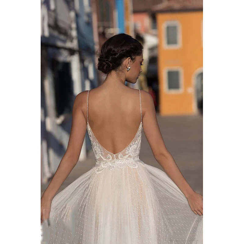 Backless Trouwjurken A-lijn Spaghettibandjes Tulle Applicaties Boho Dubai Arabisch Trouwjurk Bruidsjurk Vestido De Noiva