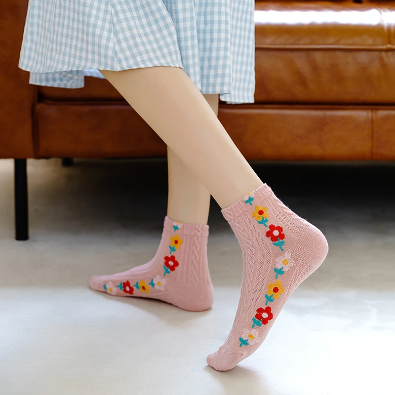 5 Pairs New Fashion Women Socks Japanese Korean Style Female Cartoon Flower Harajuku Kawaii Socks School Girls Casual Crew Socks