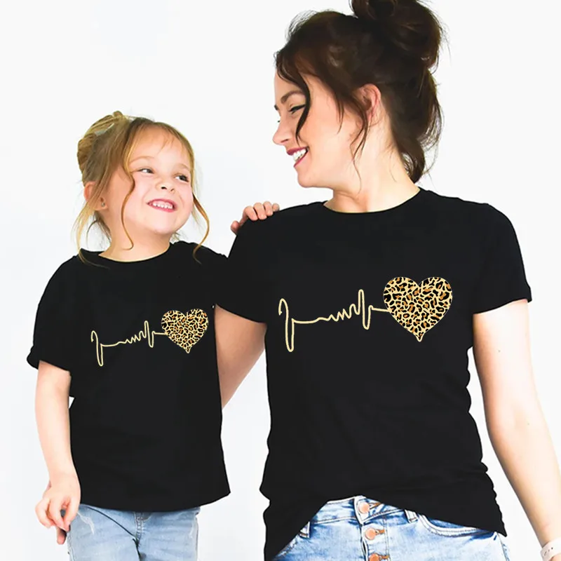 Mommy and Me Leopard Heartbeat T shirt 2020 Mother Daughter Matching Family Outfits T-shirt Christmas Clothes,Drop Ship