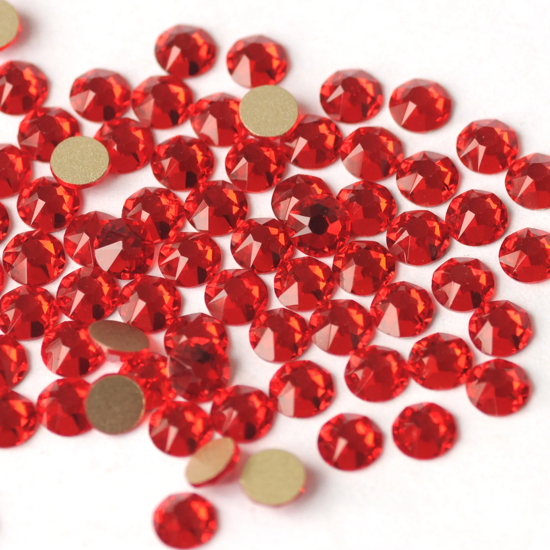 Neue Light Siam Flat Back Strasssteine Kristall Strass 8 große 8 kleine Facetten Nagelkunst Strasssteine zur Kleidungsdekoration – Detail 4