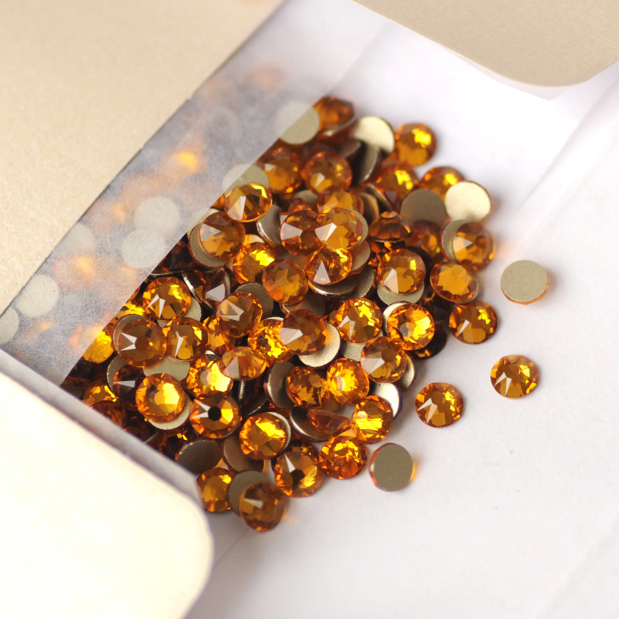 SW 8 Große 8 Kleine Topaz Non-HotFix Strasssteine, Flatback Glitzer Strass Glas DIY Strasssteine für Nagelkunst und Bastelmaterialien – Detail 6