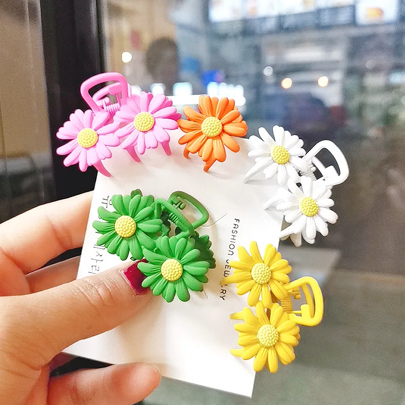 Margarida pequena flores hairpin para mulheres, cor de metal, garra de cabelo para menina, acessórios para cabelo, cocar, nova moda