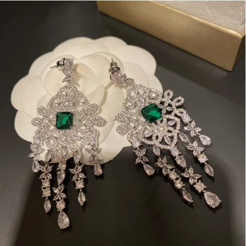 Retro pattern green zircon tassel earrings zircon luxury silver needle long magazine jewelry exaggerated accessories