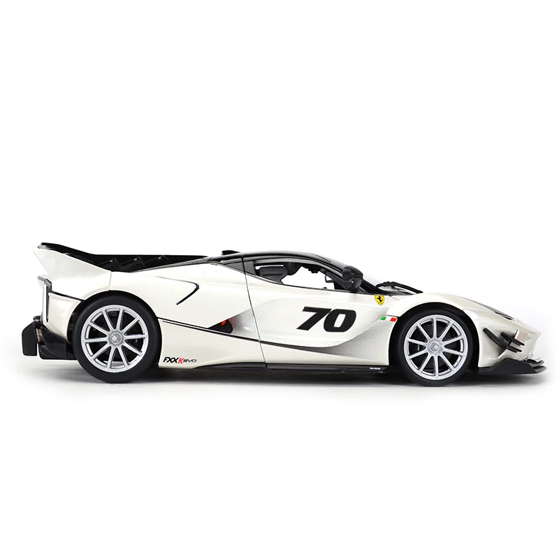 Bburago 1:18 Ferrari FXX K EVO, спортивный автомобиль, статическая модель, литые автомобили, Коллекционная модель автомобиля, игрушки