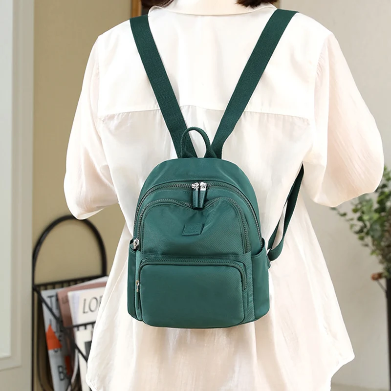Mochilas de nylon impermeáveis para adolescentes, Mini mochila de viagem para mulheres, Sacos escolares pequenos para meninas, moda feminina