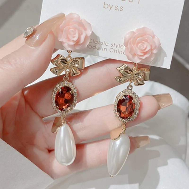 MWsonya Fashion Korea Baroque Pink Flowers Drop Earrings for Women Red Crystal Pearl Pendant Bowknot Jewelry Gifts Wholesale