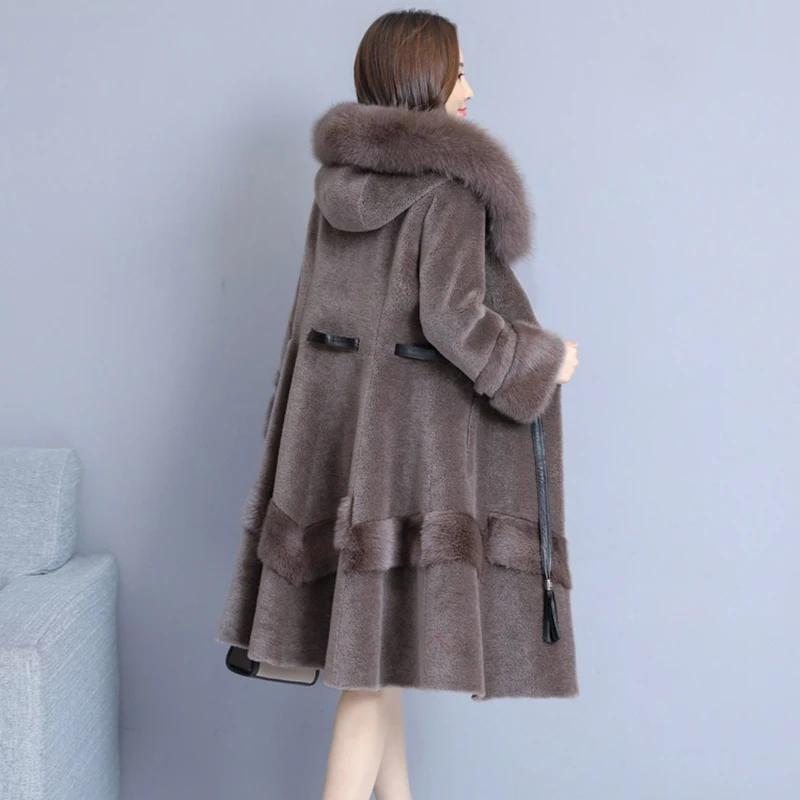 Fur Sheep Shearing Coat Woman 2024 Winter Fox Fur Hooded Fur Parka Jacket Female Warm 4XL Long Chic Overcoat Woman Windbreaker