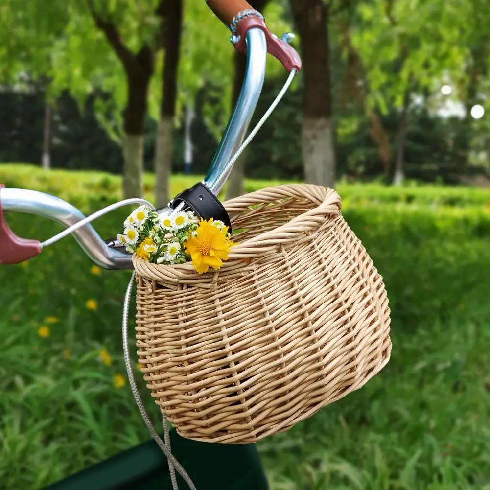 Kids Bicycle Front Basket Handwoven Wicker Adjustable Round Front Handlebar Basket Outdoor Camping Picnic Basket With Cloth Lin