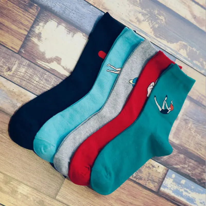 Fashion Embroidery Harajuku chaussette Style Socks Colorful Casual Pill Star Patterned Sock Cartoon Hip Hop Socks Calcetines