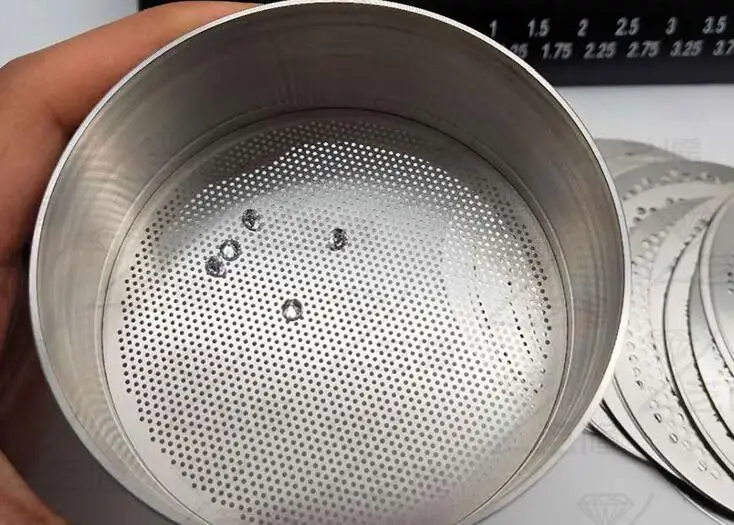 

Stainless Steel Diamond Sieves for Sorting Gemstones Beads Thickness 0.15MM Diameter 45MM 65MM 80MM