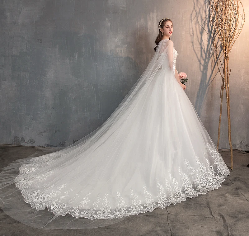 2024 Chinese Wedding Dress With Long Cap Lace Wedding Gown With Long Train Embroidery Princess Plus Szie Bridal Dress Customized