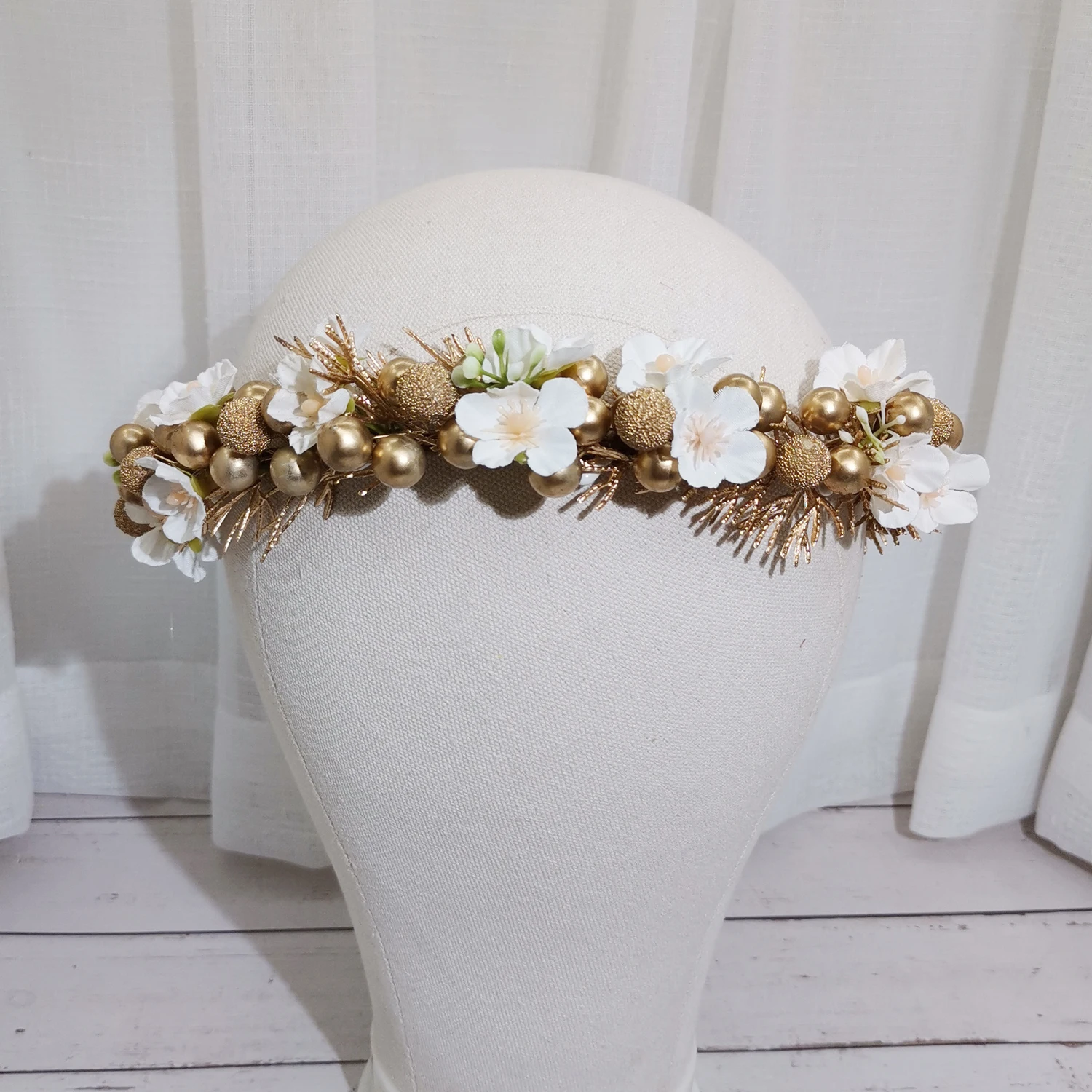 Corona de flores de Navidad, diadema para Festival, accesorios para el cabello para mujer, tocado, guirnaldas florales de Año Nuevo, sombreros de flores de Navidad