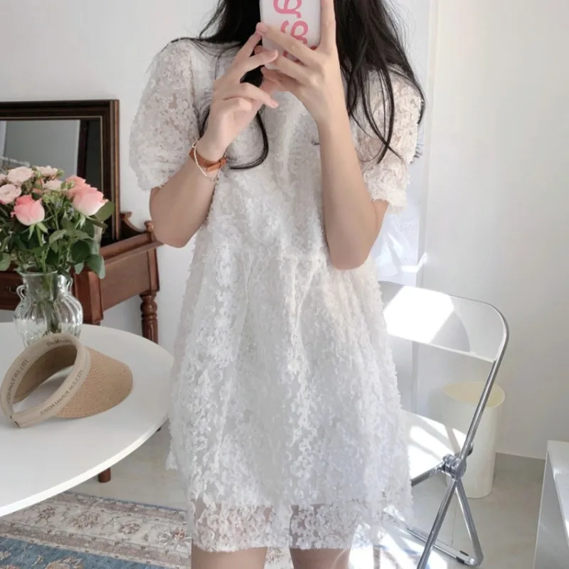 

2021 New Korean Chic French Minority Age Reduction Thin Temperament Light Mature Style Embroidered Short Sleeve Summer Dress