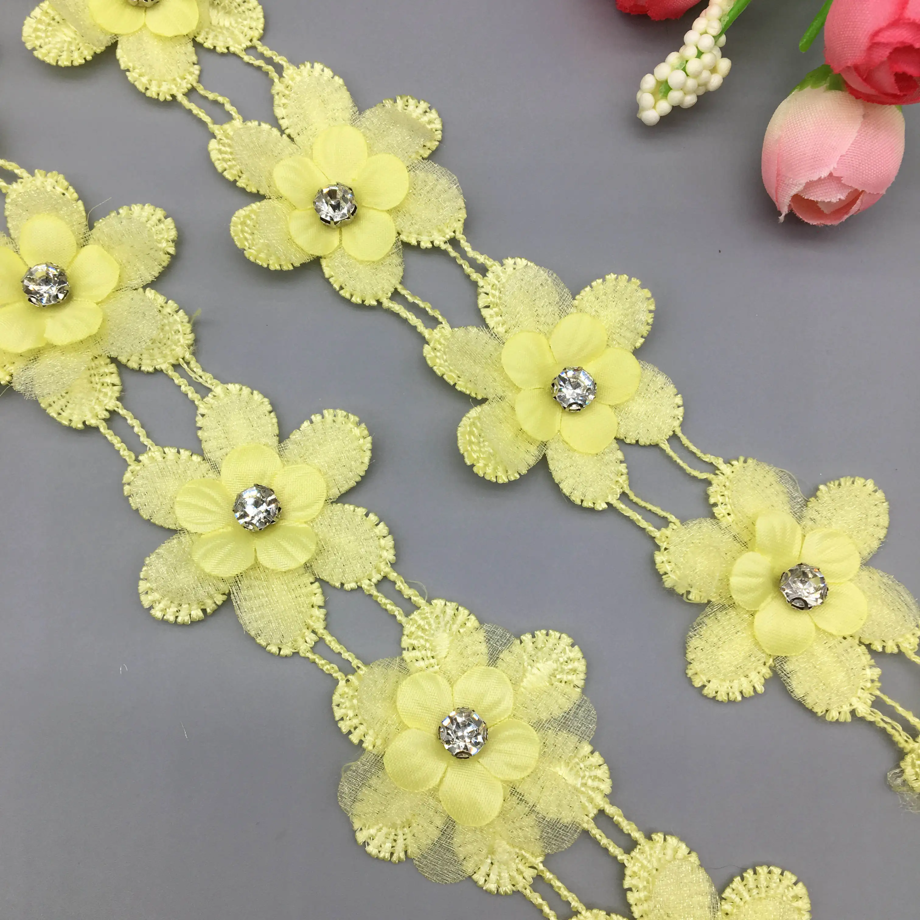 

2 yards Yellow 3D Snowflake Lace Ribbon Pearl Bead Lace Trim Fabric Applique Sewing Craft DIY Handmade Wedding Dress 4CM