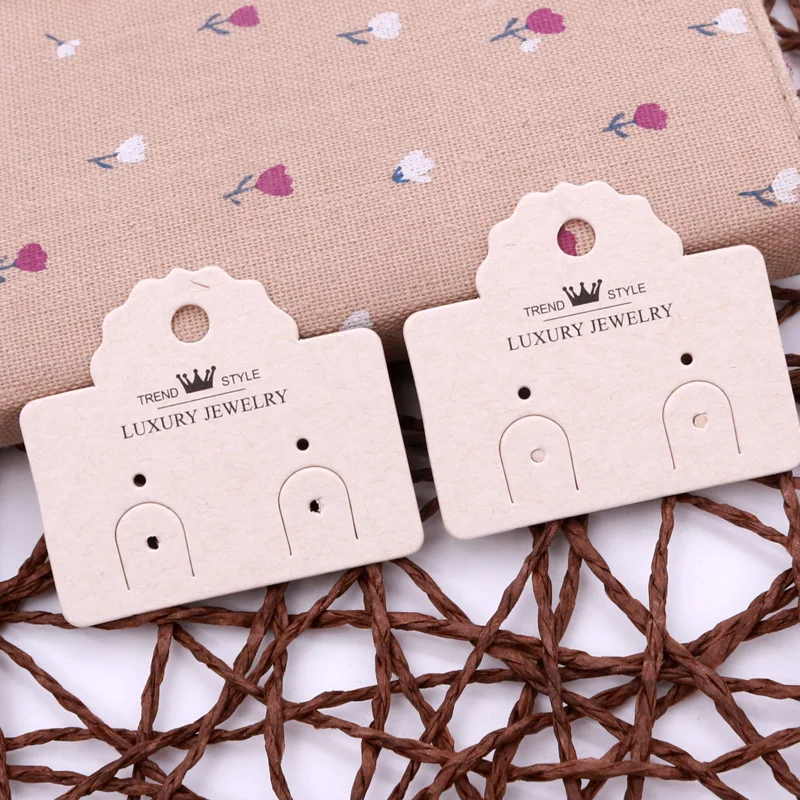 Newly 5x4.5cm Cute Ear Studs Display Packaging Cards 100pcs/lot Irregular Flower Head Beige Paper Cards Luxury Jewelry Display