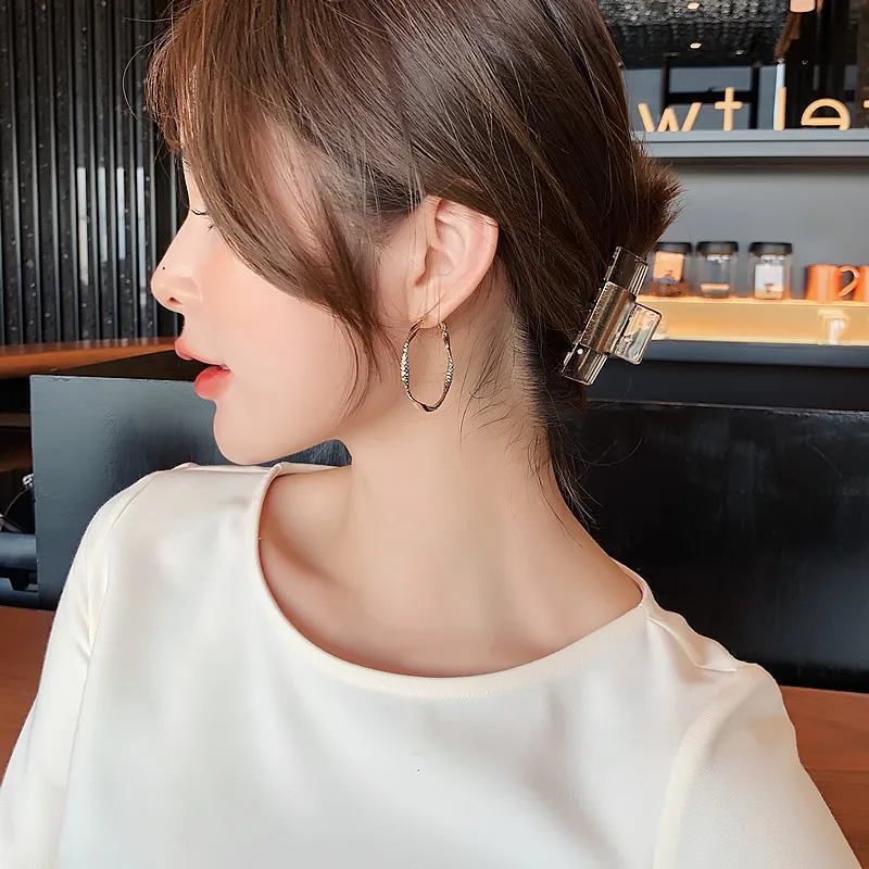 Minimalist Metal Gold Color Hoop Earrings 2023 Fashion Korean Jewelry For Woman Wedding Party Unusual Earrings For Luxury Girls