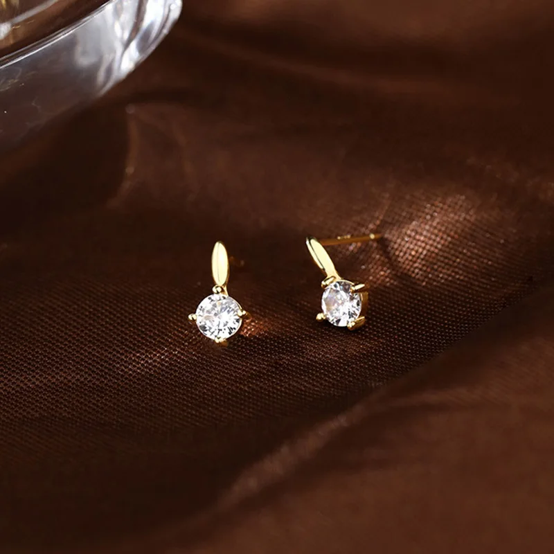 Echt 2 Karat 8mm 925 Silber Runde Moissanite Stud Ohrringe Für Frauen 925 Sterling Silber Funkelnde Hochzeit Party Feine schmuck