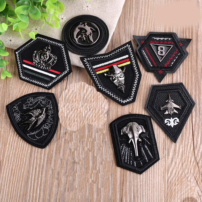 DIY Skull Badge for Clothes Bags Jeans, Black and White Sew on Leather, Embroidery Custom Sticker for Clothing Garment Patches