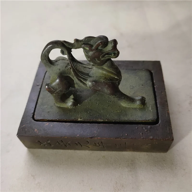 Chinese Feng Shui old bronze fabulous beast seal Collection Crafts