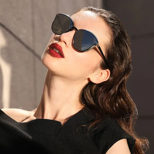 Imagen 2 del producto Gafas de sol polarizadas de moda de BARCUR para mujer