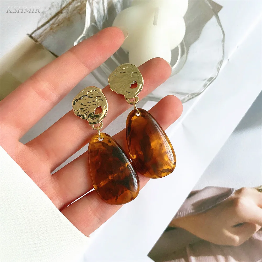 

2022 Vintage Coffee resin drop earrings south Korean fashion temperament personality simple earrings for women