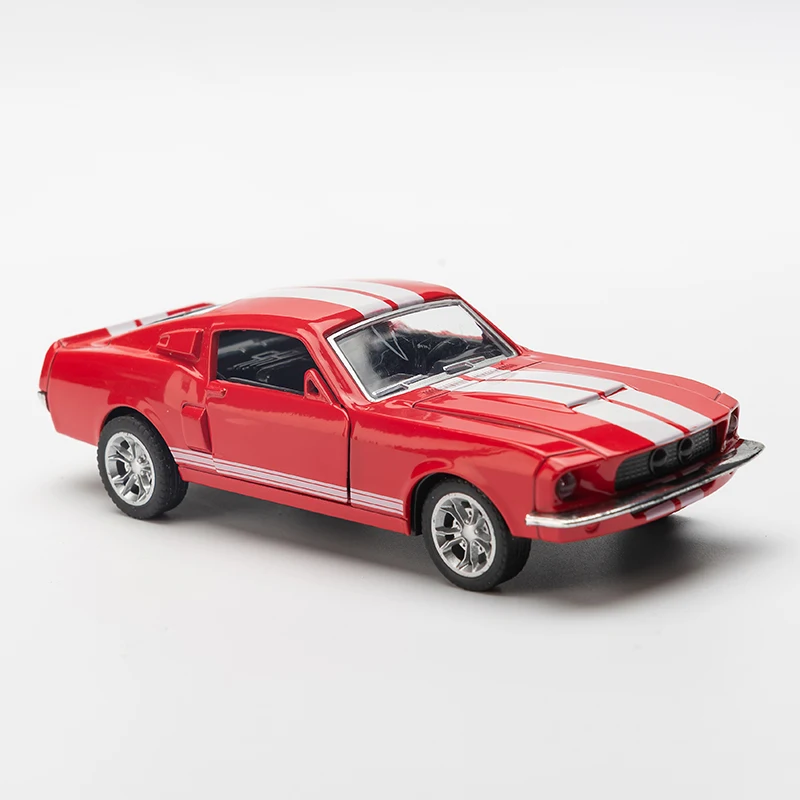 1:32 Alloy Diecast Mustang GT Classic Vintage Car Model Pull Back Car Miniature Vehicle Replica For Collection Gift for Kid