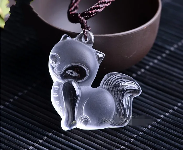 

white crystal pendant Pendant Charm for the peach blossom fox fox factory direct transport